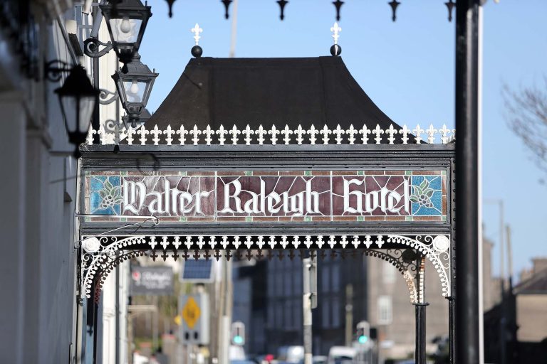 The Walter Raleigh Hotel